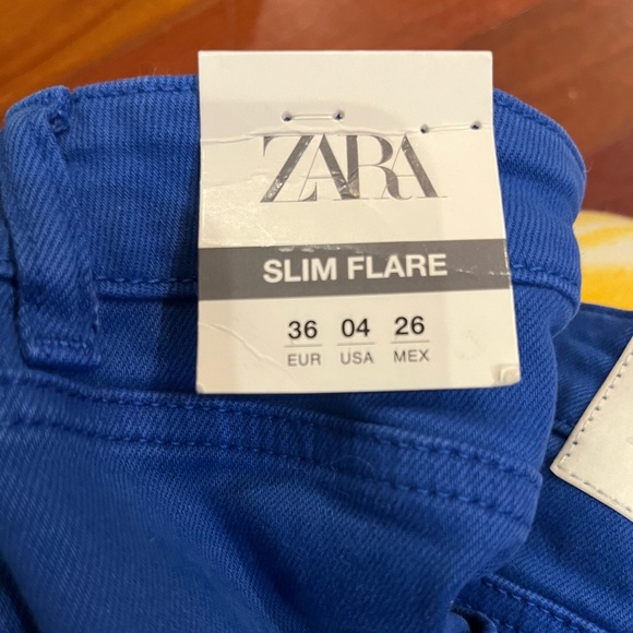 Zara High Rise Slim Flared Jeans size 27, Cobalt blue, flared cut bottom, NWT - Picture 5 of 5